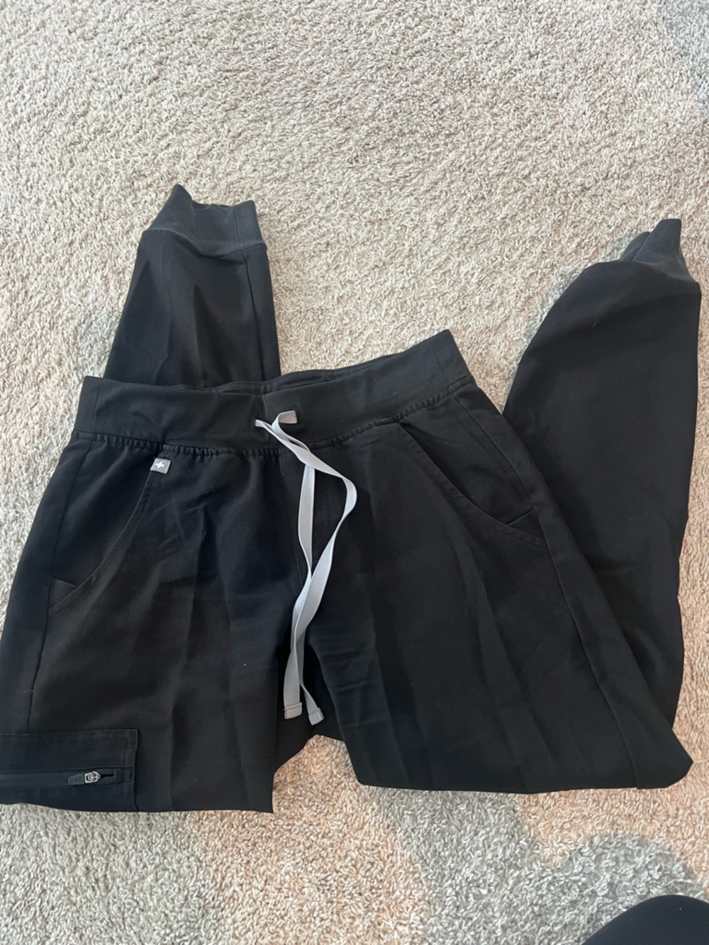 Figs jogger black scrub pants